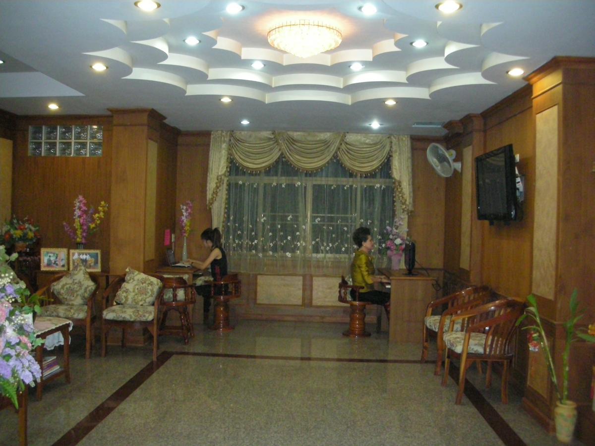 Veerasuda Condotel Ratchaburi Zewnętrze zdjęcie