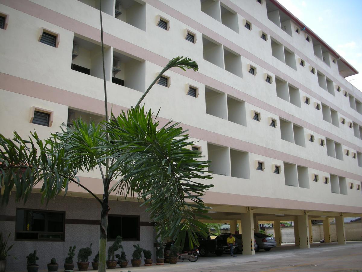 Veerasuda Condotel Ratchaburi Zewnętrze zdjęcie