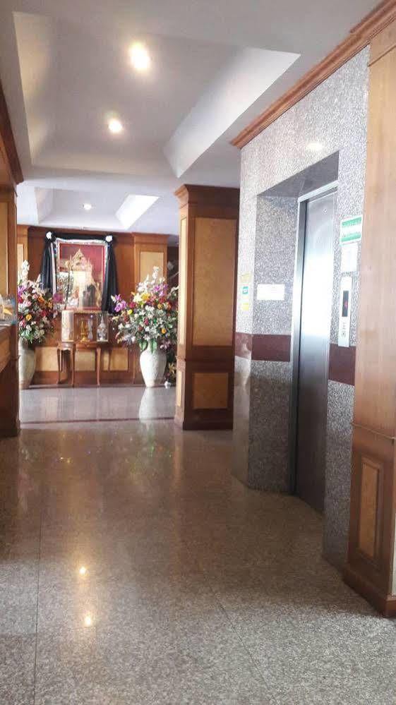 Veerasuda Condotel Ratchaburi Zewnętrze zdjęcie