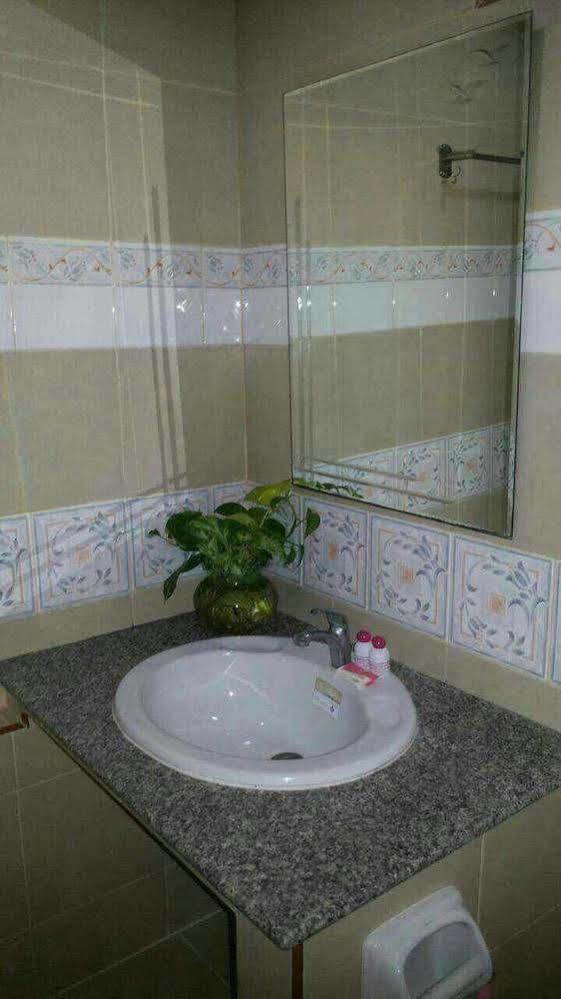 Veerasuda Condotel Ratchaburi Zewnętrze zdjęcie