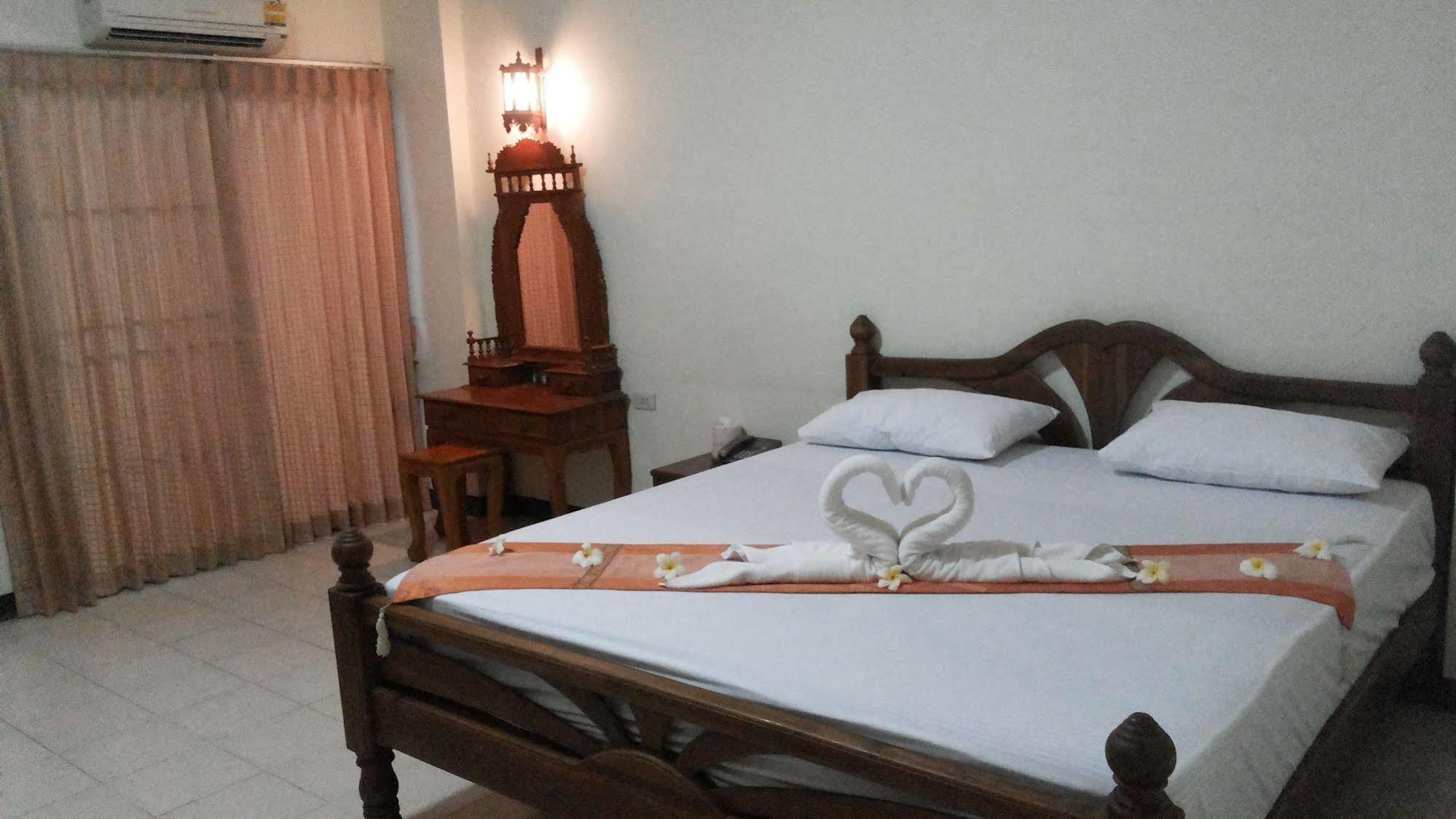 Veerasuda Condotel Ratchaburi Zewnętrze zdjęcie