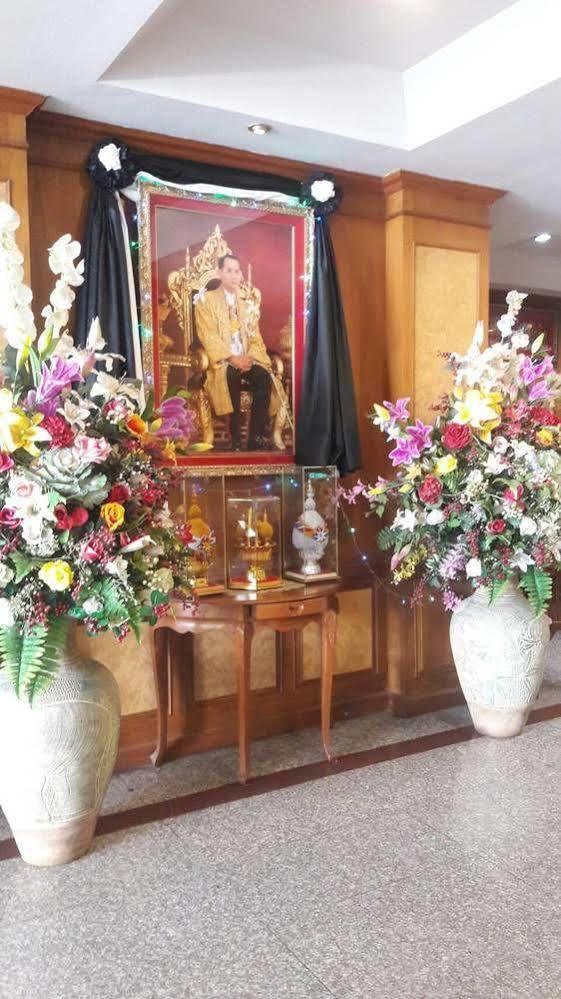 Veerasuda Condotel Ratchaburi Zewnętrze zdjęcie